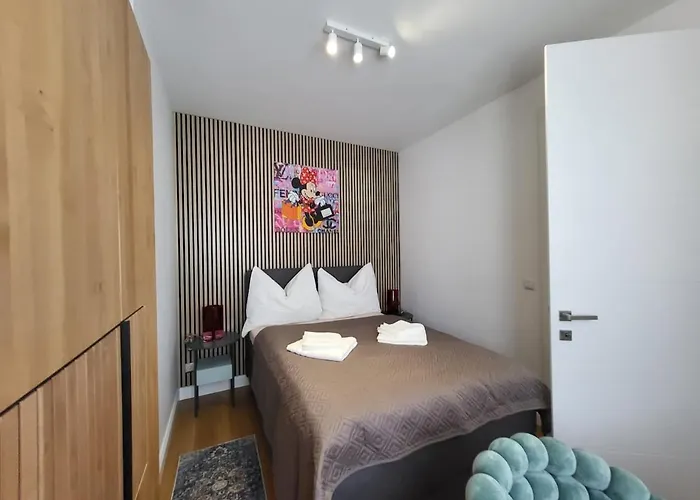 Luxury Penthouse Wien 2 Dachterrassen Fuer 8 Pers * וינה