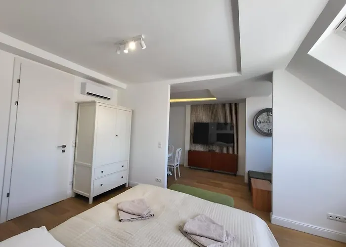 Luxury Penthouse Wien 2 Dachterrassen Fuer 8 Pers דירה *